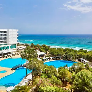 https://grecian-bay.hotelsatayianapa.com