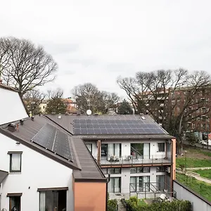 https://larch-comfortrelax-green-house-di-via-zanoli.it-lombardy.com